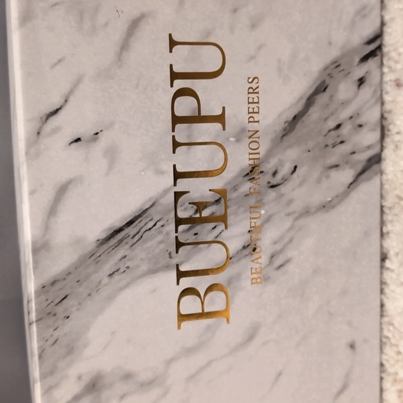 Women's Chunky High Heels Closed Pointed Toe Pumps Womens 7.5 NWT - Picture 7 of 8